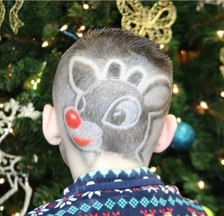 CosmoProf Beautyさんのインスタグラム写真 - (CosmoProf BeautyInstagram)「Do you recall, the most famous reindeer of all?🦌⁣⁣ ⁣⁣ We're continuing to celebrate our favorite holiday looks. Here's this festive barber design by #CosmoPro @jcashthehairtech.⁣ Products used:⁣ BaBylissPRO GoldFX Outliner Trimmer.⁣ Joico Vero K-PAK Color Intensity Red. ⁣⁣ ⁣⁣ Stock up and shop online for all of your holiday needs! SHOP NOW via #LinkInBio⁣⁣⁣ ⁣⁣⁣ #repost #babyliss #babylisspro #babyliss4barbers #joicointensity #joicocolorintensity #cosmoprofbeauty #licensedtocreate #winterhair #christmashair #holidayhair #reindeer #reindeers #hairartist #hairartistry #hairartists #barbers #barbering #bestbarbers #barberskills #barberart #hairtattoo #hairdesign #hairdesigns #creativehair #hairtrend」12月23日 6時30分 - cosmoprofbeauty