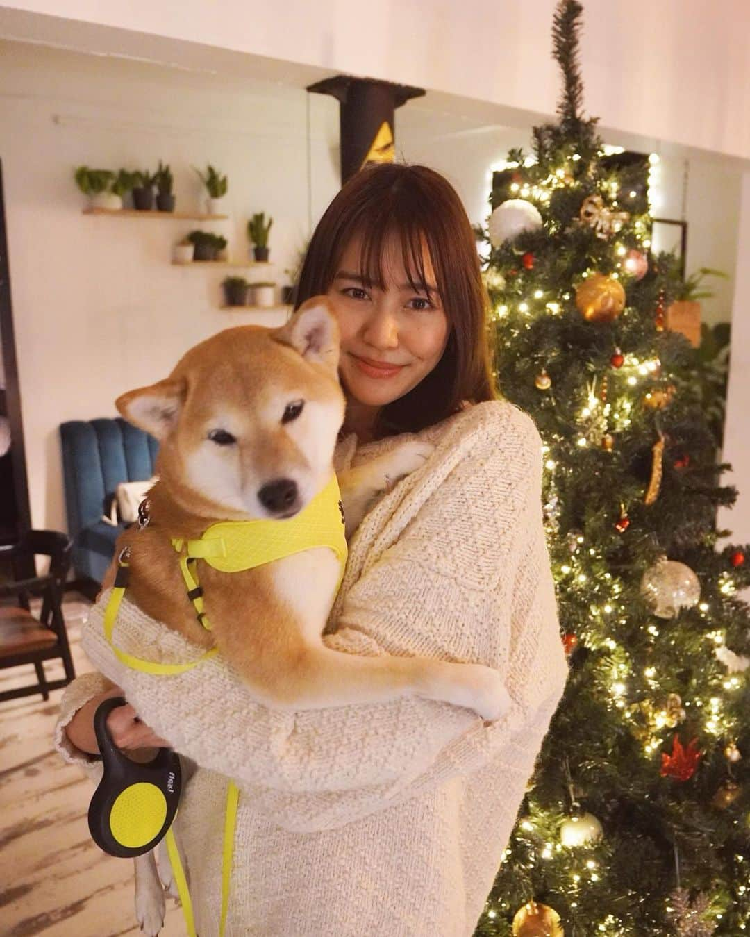 MARIEさんのインスタグラム写真 - (MARIEInstagram)「少し早いけどMerry Christmas🎄 ﻿ With﻿ @riko_in_estonia  ﻿ 皆さんよいクリスマスをお過ごし下さい🧡﻿ 愛する人にはちゃんと伝えよう」12月23日 7時27分 - marie.328