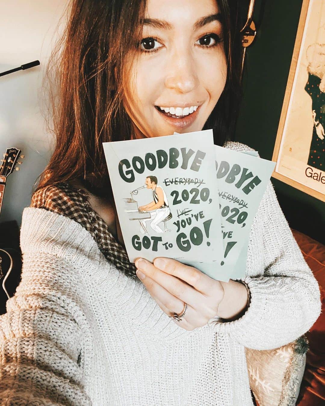 ケイト・ボイージェルのインスタグラム：「Sending off 2020 today by writing snail mail to all of you! Did you know I have a postcard club? In November I launched a new project called “KV Kreative” in partnership with @patreon, and all members of the KV Kreative First Class group get a handwritten postcard that I design in the mail from me once a quarter! I LOVE old school letters and had so much fun designing this first one.  .  Pretty sure it goes without saying but in case you somehow haven’t watched the fabulous documentary about them during nine months of quarantine, the postcard design is a play on Queen’s “Bohemian Rhapsody” lyrics 🎶 Not sure about you guys but I am ready to say GOODBYE to 2020 next week! 👋 .  Head to the link in my bio to learn more about this project- I also share exclusive, unheard demos every month and play a private monthly show for members only too! To all you amazing KV Kreative First Class members- be on the lookout for one of these in your mailbox soon! 💌📬 .  https://www.patreon.com/katevoegele」