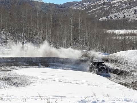 ケン・ブロックさんのインスタグラム写真 - (ケン・ブロックInstagram)「With a late start to the winter season here in Utah, it’s all about getting creative with what you’ve got. Here’s some rad photos from the recent snow shred sesh with my @CanAmOffRoad Maverick X3 on the new moto track at our ranch. #snowslayer #CanAmMaverickX3」12月23日 7時36分 - kblock43