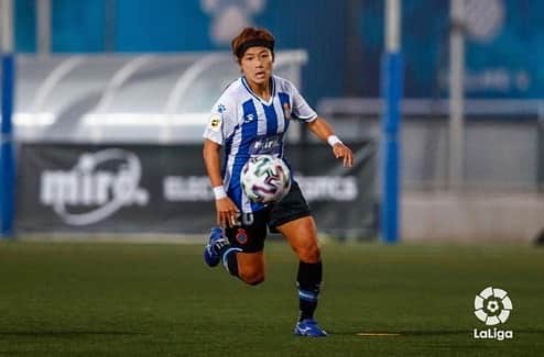山本摩也のインスタグラム：「.﻿ ﻿ Gran partido y ganamos 3 puntos por todos!﻿ En 2021 seguiré queriendo a ti ⚽️ y a vosotr@s💙 ﻿ 2020年、今年最後の試合を勝利で終えました。﻿ 短い休暇を挟み、心身共にリフレッシュし2021年も楽しみます!﻿  ﻿」