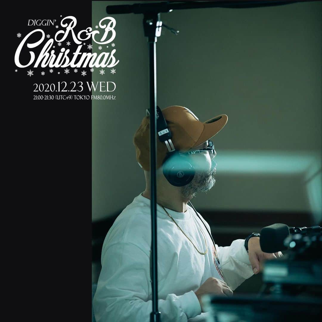MUROさんのインスタグラム写真 - (MUROInstagram)「おはようございます〜☀️ 今夜の　@tokyofm_official での @king_of_diggin は、クリスマス直前という事で、R&Bの楽曲を中心に素敵なクリスマスソングをノンストップでお届け致しマス♪✨🎄 今夜も21時からの30分間、 レコードでの「音の旅」に 是非お付き合いください！✨📻 #20201223 #tfm_kod  #vinylonlyprogram  Produced by #千代田ホテル  @opec_hit @junyashimizu  @kentaro4139575 @lililililililillil  @yosuke_nakagawa_ @seishiromorikawa @m.o.tr  @habari_wood  📸Photo: @murakenphoto」12月23日 7時48分 - dj_muro