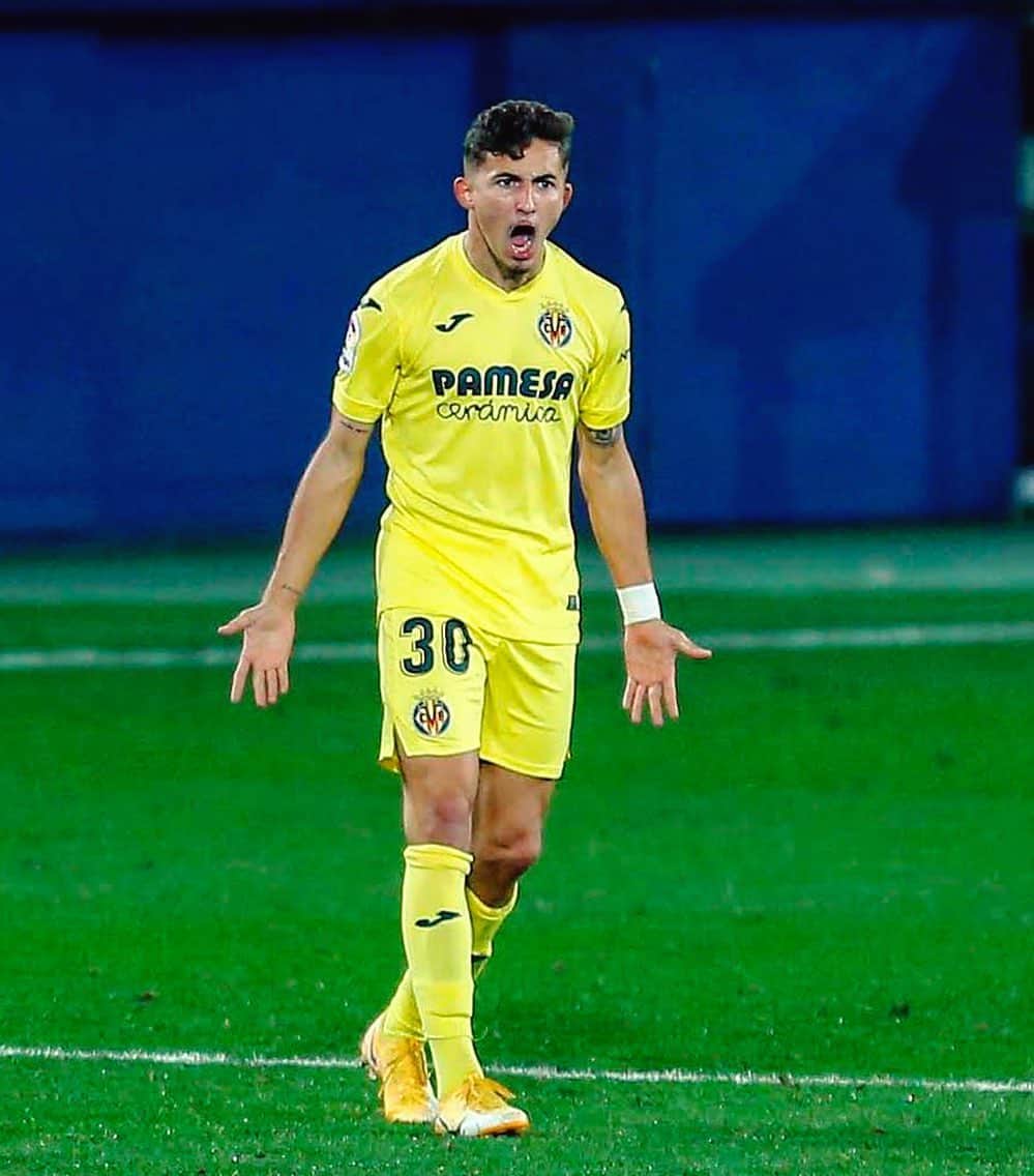 LFPさんのインスタグラム写真 - (LFPInstagram)「Remember the name: 18 year‐old @yeresantos10 scores his first goal in #LaLigaSantander! 💛  Apunta su nombre: ¡Yéremy marca con 18 años su primer gol con el @villarrealcf en #LaLiga Santander! 💛  #Yeremy #Villarreal #KickOut2020 #2020APatadas」12月23日 8時05分 - laliga