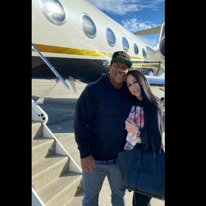 Phil Heathのインスタグラム：「Wow, what an incredible week! I would like to thank my beautiful, talented, intelligent, loving and of course selfless Queen @shuriecremona ❤️Thank you for enduring such a wild and crazy 2020, but more importantly, being there by my side literally 24/7/365 the last 5+ years. Your commitment to our relationship is one thing, but your commitment to absolute excellence is something I never had in my entire life! Thank you for making this comeback filled with peace and clarity even through my toughest struggles. We are Team Heath but I must say it feels even better to say I'm Team Shurie. This past weekend isn't a setback by any means and knowing what's ahead, I cannot help but to say Thank you God for our future being so bright! Big Thank you to my amazing manager @danygarciaco and our incredible team @tgcmgmt for all their love and support! Time to make more magic!!! 💪🏽💙 #LFG」