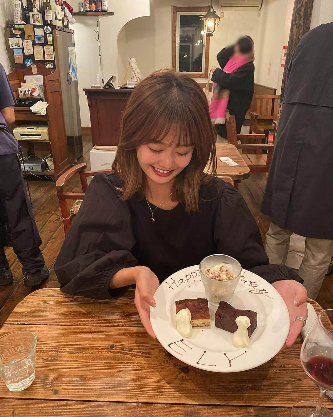 ᴱᴸᵞさんのインスタグラム写真 - (ᴱᴸᵞInstagram)「ㅤㅤㅤ ずっと気になってたお店へ お誕生日の日にやっと行けました🍾 頼んだお料理全部美味やった。 自分たちの好みをきいてくれて、 店員さんがお料理に合わせておすすめしてくれたワインも 最高にだいすきでした♡ お気に入りのお店になった🍷またすぐ行きたい ㅤㅤㅤ #🤘🏻 hahaha オチャメか👱🏼‍♂️ #カメラロールで知る」12月23日 21時13分 - diary___ely