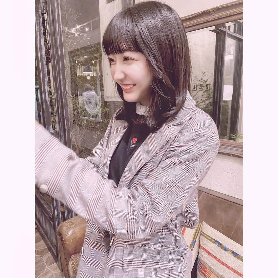 加藤咲希のインスタグラム：「belle行った時の~ᙏ̤̫͚♡ . 行くたびに楽しいお話してくれるの👶🏻🎶 早くメンテの予約取らなきゃ💧 . . #nicola #ニコラ #ニコモ #モデル #ニコラモデル #加藤咲希 #かとぅ #かとっこ🐱🌸」
