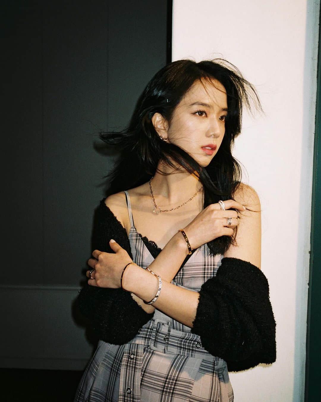 ジスさんのインスタグラム写真 - (ジスInstagram)「#광고 @cartier  wearing eternal love +」12月23日 13時01分 - sooyaaa__