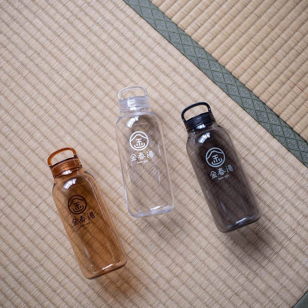 KINTOさんのインスタグラム写真 - (KINTOInstagram)「[JOURNAL: Collaboration Tumblers Vol.3]⁠⠀ 気軽に持ち歩くことができ、多様なライフスタイルに寄り添うタンブラー。KINTOとパートナーとのコラボレーションを紹介します。詳しくはKINTO JOURNALをご覧ください。⁠⠀ （詳しくはLinkin.bioをクリック @kintojapan）⁠⠀ ---⁠⠀ KINTO's reusable tumblers are designed for supporting flexible lifestyles and allowing a comfortable drinking experience wherever you go. We're happy to introduce some of the collaborations with our partners. See the full article on KINTO JOURNAL.⁠⠀ (see linkin.bio @kintojapan)⁠⠀ ---⁠⠀ Share your KINTO items with #mykinto for a chance to be featured.⁠⠀ .⁠⠀ .⁠⠀ .⁠⠀ #kinto #キントー #simpledesign #tableware #houseware #homedecor #simplelifestyle #lifestyle #シンプルデザイン #インテリア #暮らしの道具 #暮らしを楽しむ #シンプルな暮らし #丁寧な暮らし」12月23日 13時02分 - kintojapan
