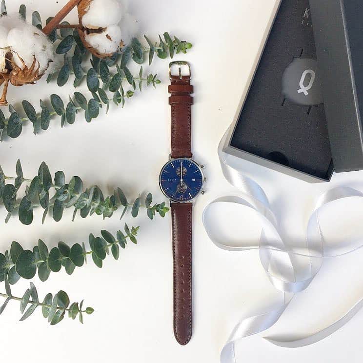 Maker's Watch Knot SGさんのインスタグラム写真 - (Maker's Watch Knot SGInstagram)「Festive season is a great reason to send a gift for your loved one ❤️  #knotsg #makerswatchknot #japanesewatch #giftideas #watchformen #watchrobe」12月23日 13時13分 - knot_singapore