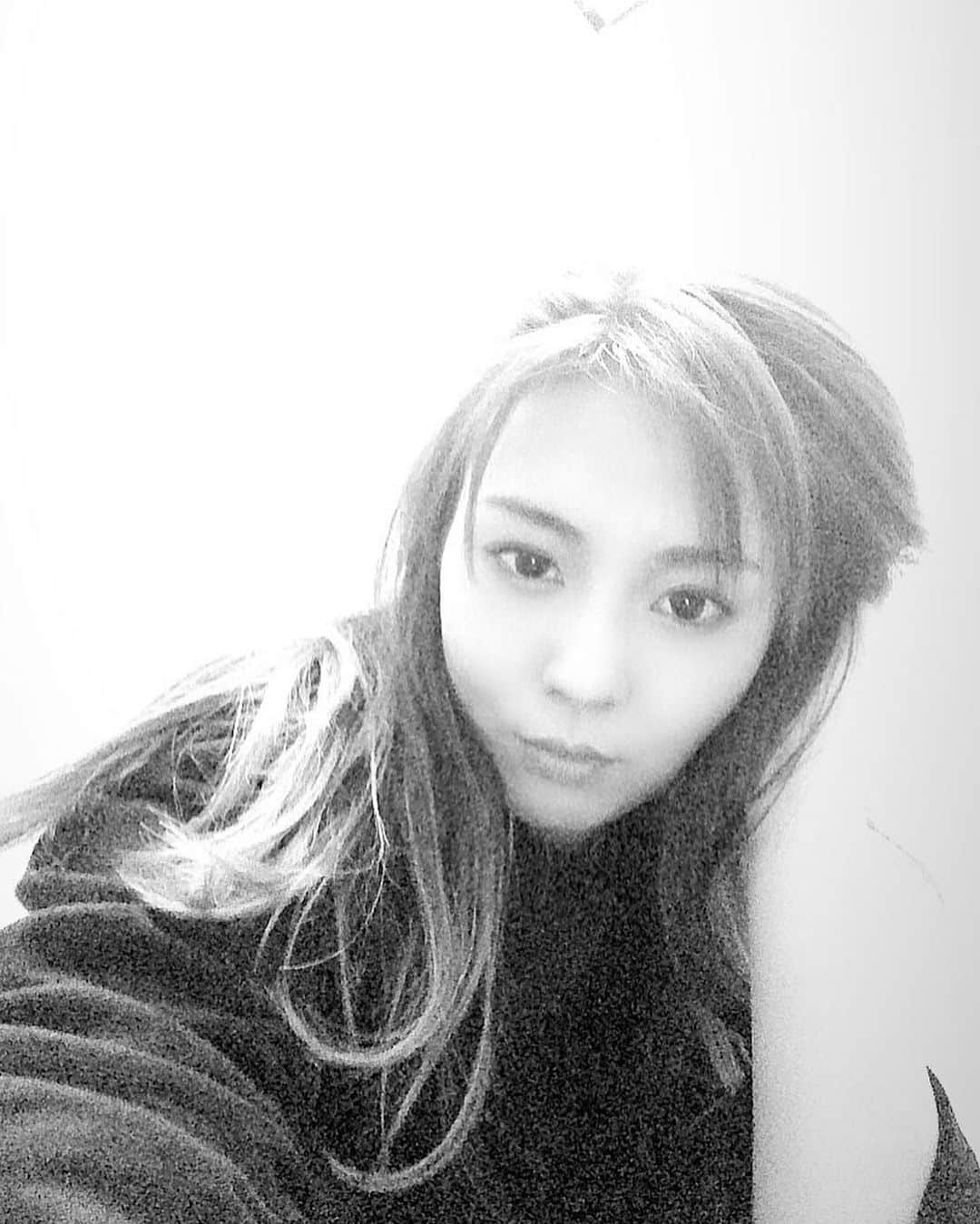 矢吹世奈のインスタグラム：「🖤」