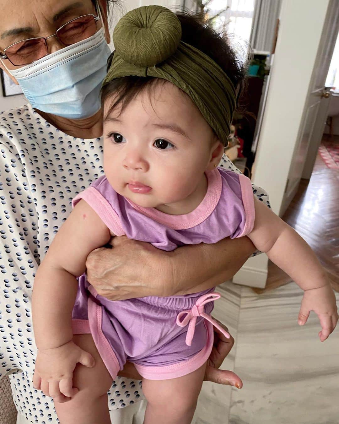 Rianti Cartwrightのインスタグラム：「Deuuuwh bade kamana ceu?」