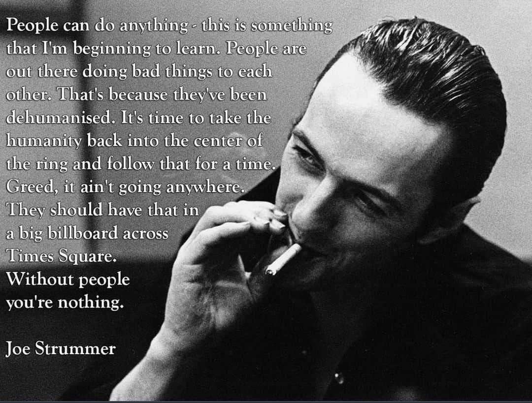 コリン・ハンクスのインスタグラム：「Thinking of this punk rock warlord today. 18 years. Shit.」