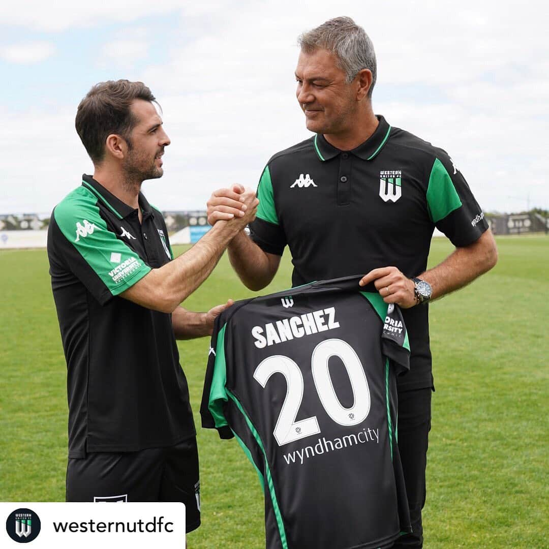 ビクトル・サンチェス・マタのインスタグラム：「20 🟢⚫️💪🏼 Posted @withregram • @westernutdfc We welcome Víctor Sánchez with his playing shirt for 2020/21. #RiseUp #WUFC」