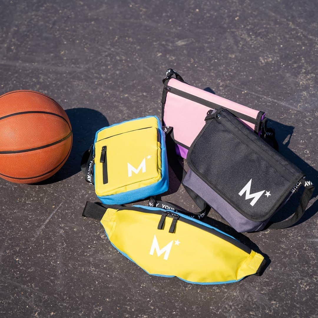 e-monoのインスタグラム：「\\✨❇️NEWアイテム❇️✨// スポーツ用品を製造、販売するミカサから発売された新ブランド  『MIKASA STAR』  いよいよe-monoでも販売開始です☺️!! アンバサダーはTik Tokでも有名な景井ひなさんです😍🌼」