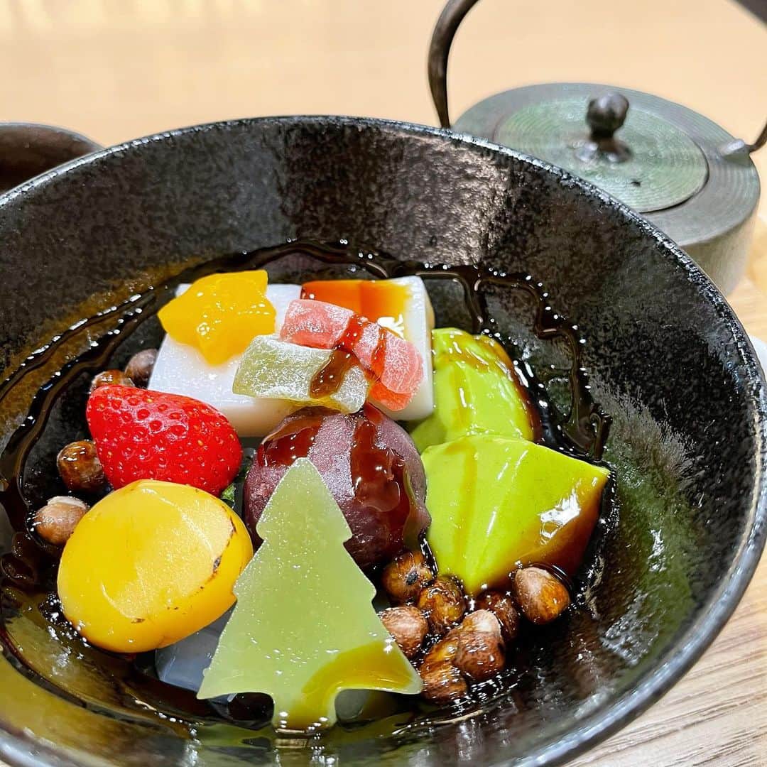 畑亜貴のグルメインスタ