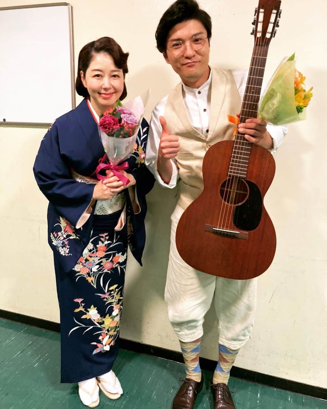 森山直太朗さんのインスタグラム写真 - (森山直太朗Instagram)「大晦日の歌合戦で昌子さんと再会することになりました！エールSPと題して福島三羽ガラスと共に参ります。みかん食べながらぜひ。  #紅白歌合戦  #エール #窪田正孝  #中村蒼  #山崎育三郎  #堀内敬子 #森山直太朗 #藤堂先生」12月23日 17時16分 - naotaromoriyama