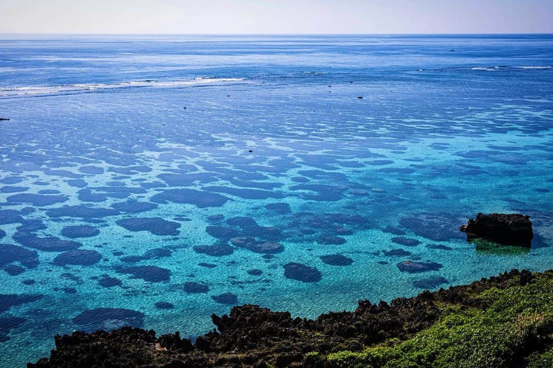 豊大槻さんのインスタグラム写真 - (豊大槻Instagram)「#miyakojima  #beach  #coralreef  #宮古島  #珊瑚礁  #写真好き  #写真を撮るのが好きな人と繋がりたい」12月23日 17時19分 - yutakachi