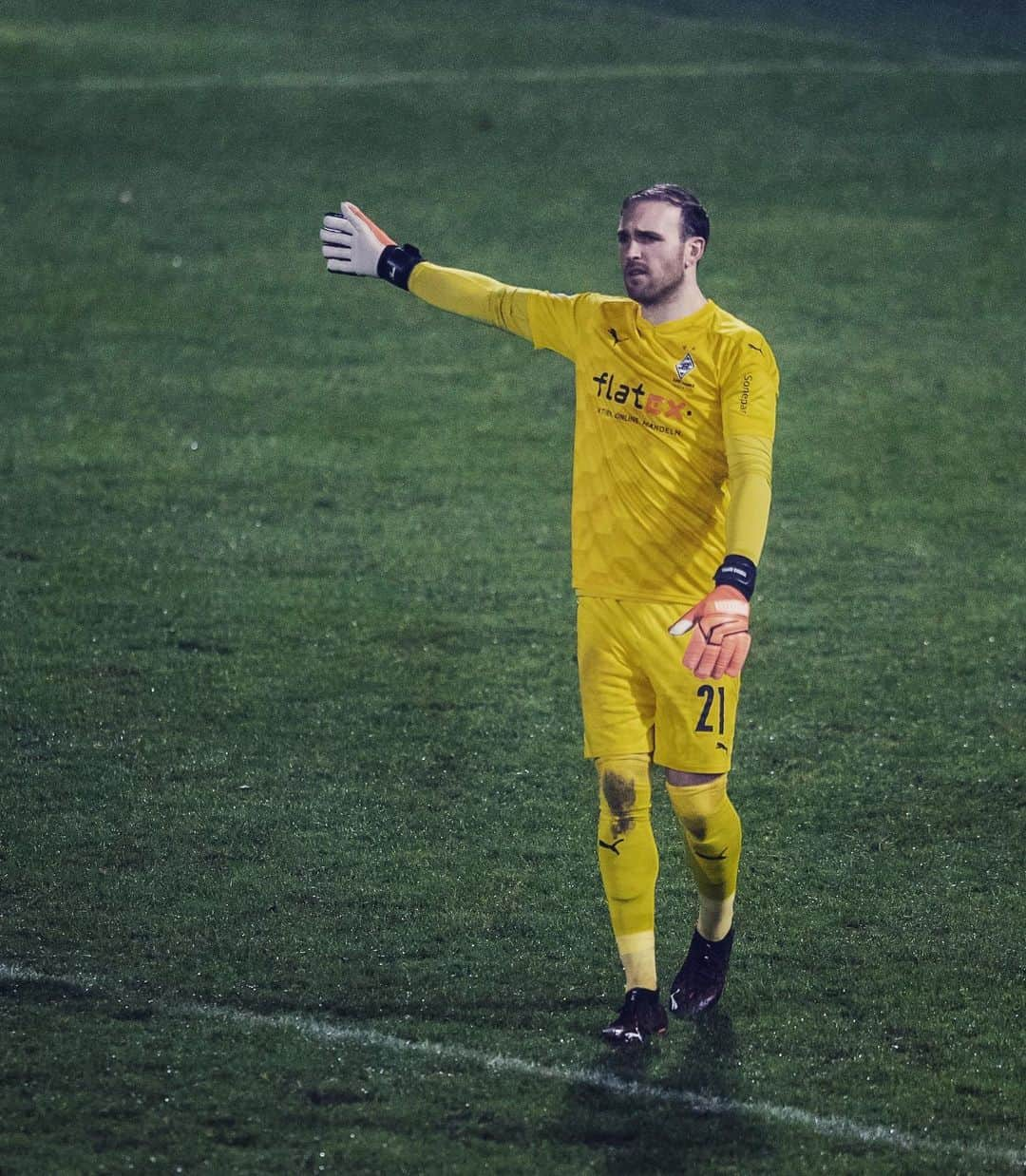 トビアス・ジッペルさんのインスタグラム写真 - (トビアス・ジッペルInstagram)「Nächste Runde @dfb_pokal 🏆⚽️✔️ @borussia @pumafootball #dfbpokal #borussia」12月23日 17時37分 - tobsen_21