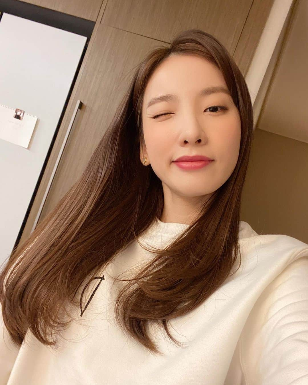 キム・ジスクさんのインスタグラム写真 - (キム・ジスクInstagram)「위잉크읏😉」12月23日 17時46分 - jisook718