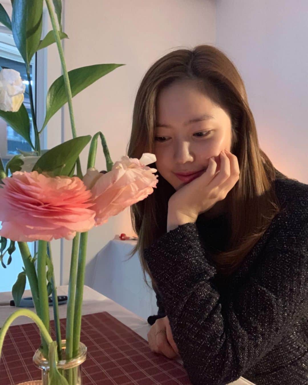 チェ・リのインスタグラム：「at home 🎄」
