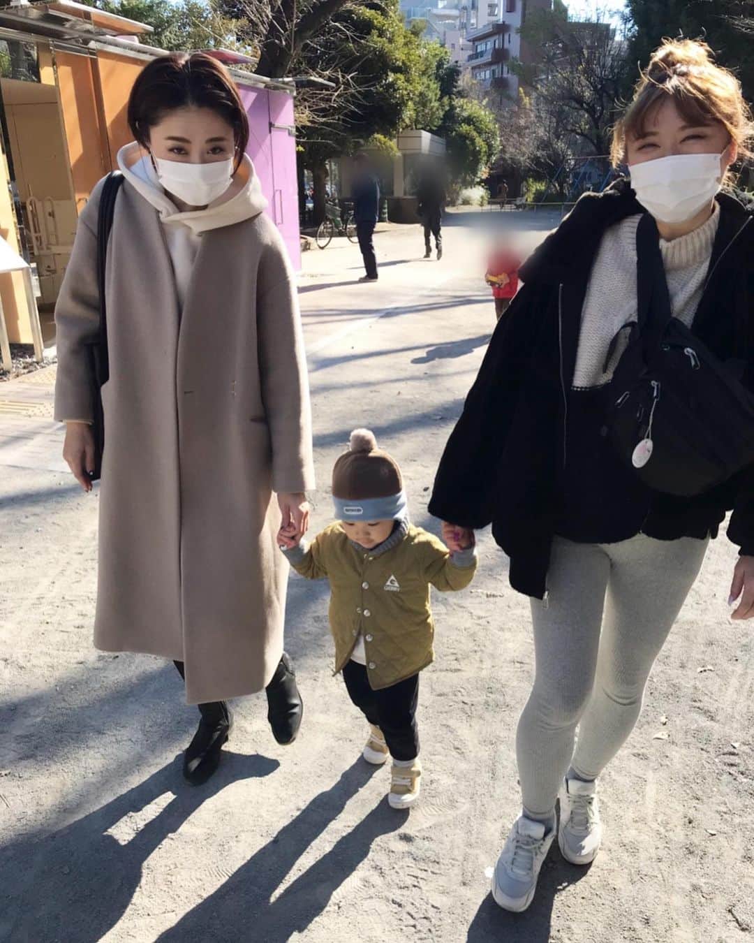 高橋みゆきのインスタグラム：「色ちゃん🎶あーちゃん🎶たくさん遊んでくれてありがとう😊🙏」