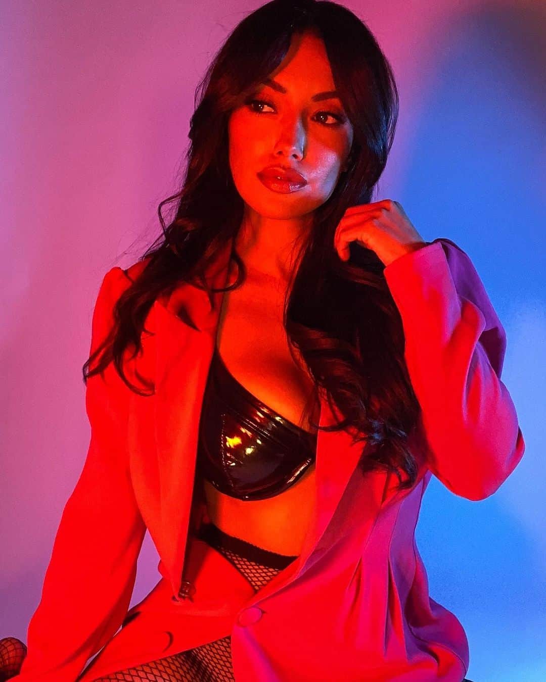 ゼリカ・シルバーのインスタグラム：「2021 energy 😎💋 link in bio ❤️」