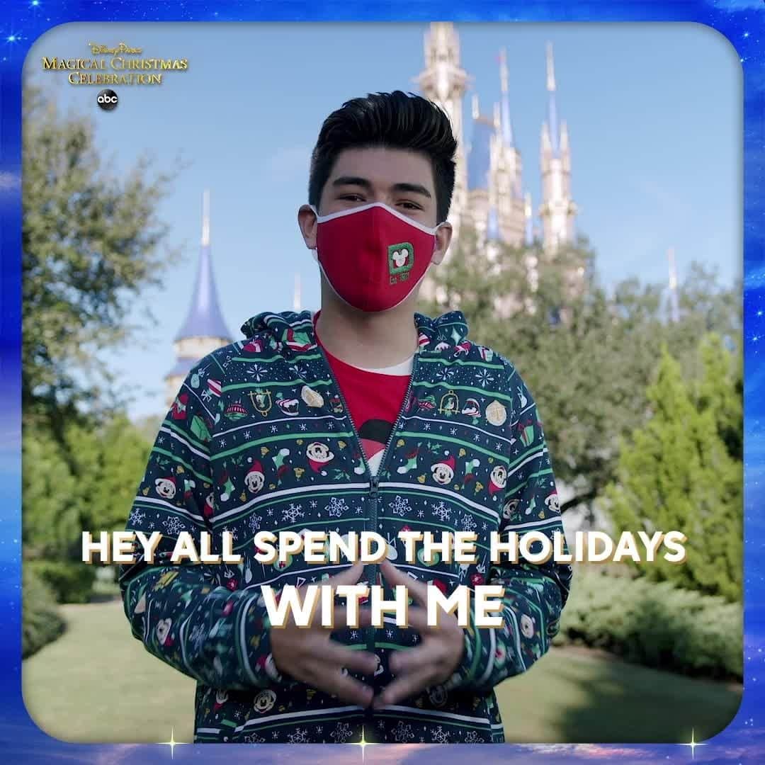 アメリカン・ブロードキャスティング・カンパニーのインスタグラム：「Spend the holidays with Master TikTok Creator @alexojeda and MORE at @waltdisneyworld on the #DisneyChristmasCelebration, only on ABC!」