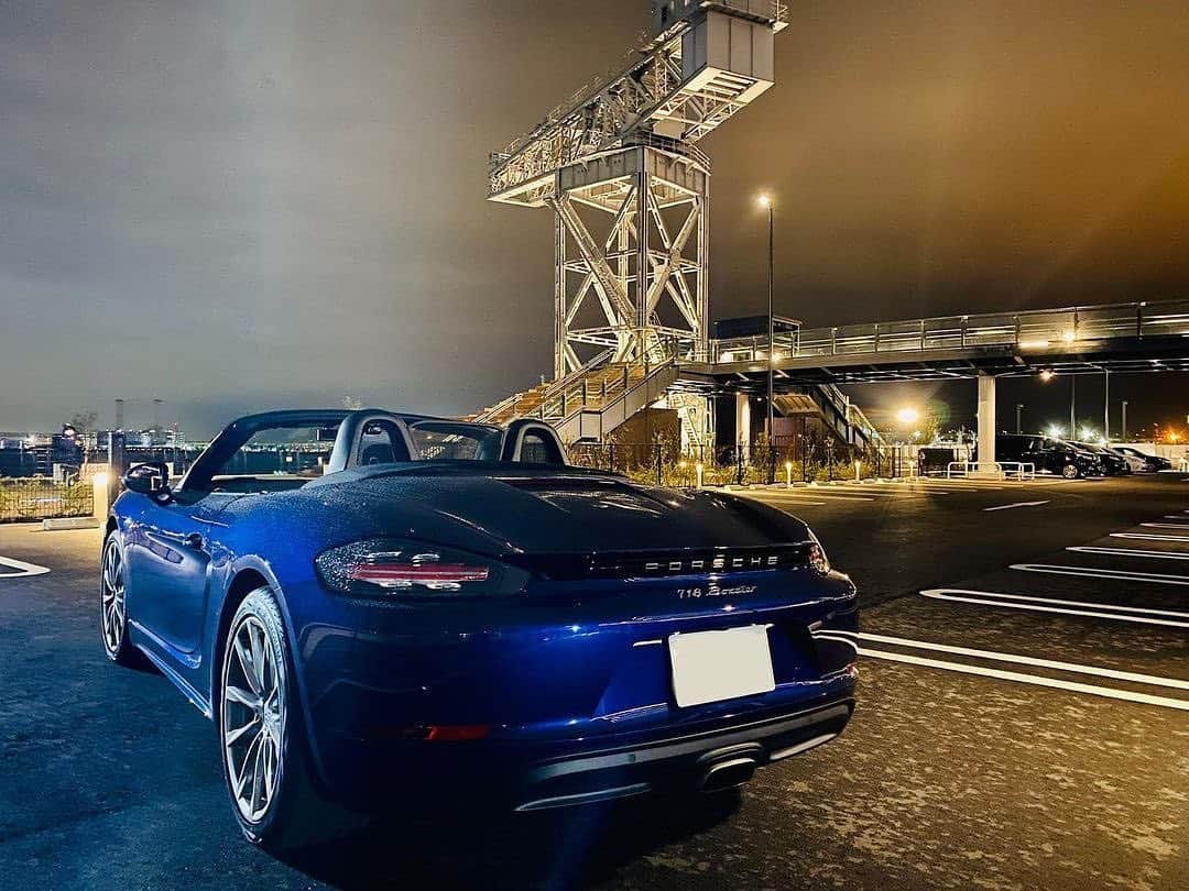 Porsche Japanさんのインスタグラム写真 - (Porsche JapanInstagram)「みなさんのポルシェをご紹介します。 📷@porsche_718_gentianblue ご投稿ありがとうございました。  本アカウントでは「#ポルシェモーメント」をつけてInstagramに投稿されたみなさんの素敵なポルシェ投稿をご紹介していく予定です。 愛車の写真やイラストなど、ポルシェとの”思い出”や”瞬間”をぜひ投稿してみてください。 たくさんのご投稿をお待ちしております。  #ポルシェ #Porsche」12月23日 21時42分 - porsche_japan