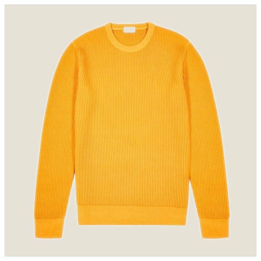 アルテアのインスタグラム：「Altea FW20  Garment dyed Merino wool.  #alteamilano #knitwear #madeinitaly」