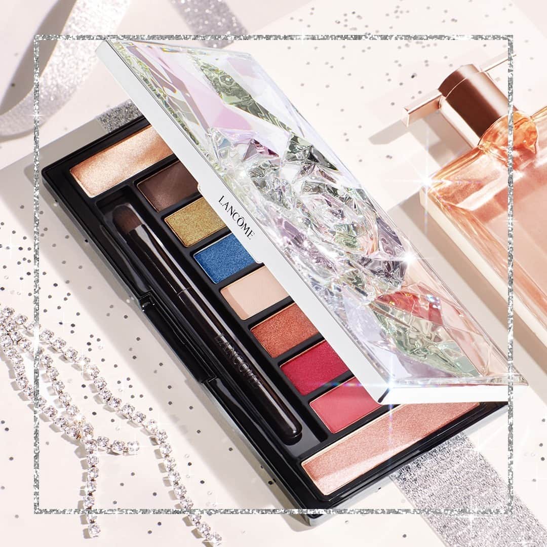 Lancôme Officialさんのインスタグラム写真 - (Lancôme OfficialInstagram)「What’s better than makeup to feel festive? The Limited Edition Holiday Palette and Idôle L’Intense are the perfect secret to any party look.  #Lancome #LancomeHolidays」12月23日 21時58分 - lancomeofficial