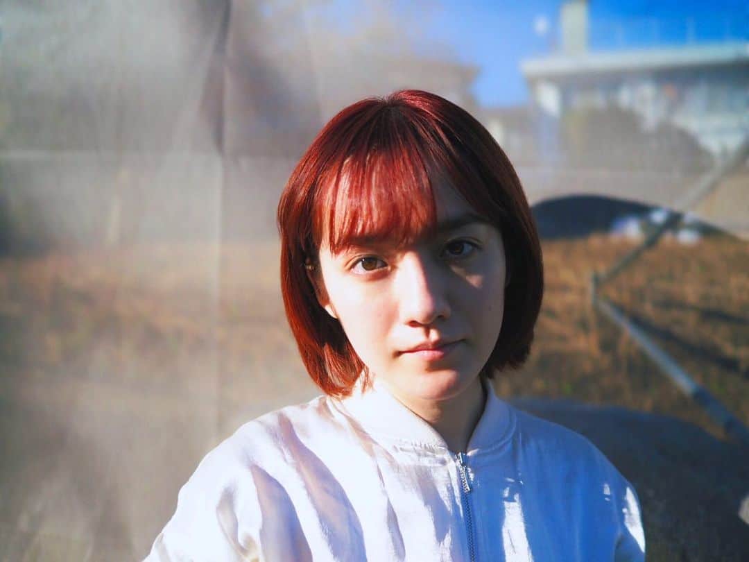 小島藤子さんのインスタグラム写真 - (小島藤子Instagram)「気分転換に髪を赤くしました。友達がみんな今の藤子が藤子らしいと言ってくれてすごく嬉しいです。」12月23日 22時32分 - fujisan1216
