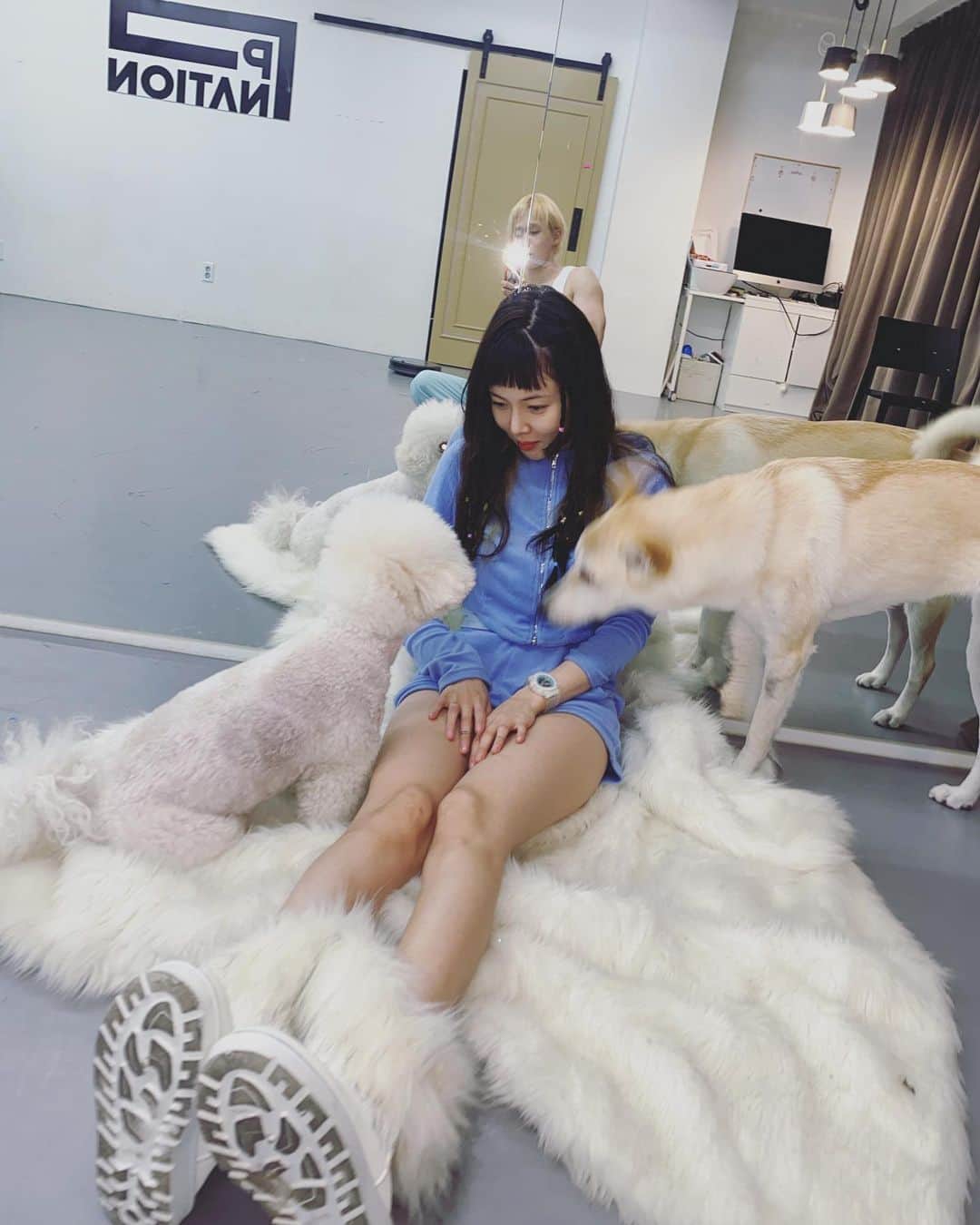 ヒョナ さんのインスタグラム写真 - (ヒョナ Instagram)「💙」12月23日 22時31分 - hyunah_aa