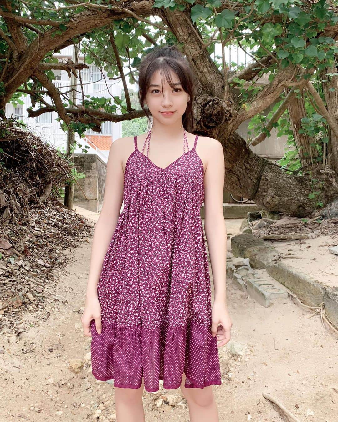 牧野真莉愛さんのインスタグラム写真 - (牧野真莉愛Instagram)「♡ ♡ モーニング娘｡'21 牧野真莉愛写真集 💕🐰『真莉愛 二十歳』🐰💕 2021.2.2発売❣️❣️ 🎀 本日より、予約スタートです🐰🎵 ⭐️ワニブックス スペシャルエディション限定特典 １.生写真2種　各1枚（計2枚） ２.写真集にオリジナルスタンプ押印🐰 ＆ 2021年1月18日(月)23:59までに注文いただいた方の中から抽選で100名様に「お客様のお名前入りサイン本」をプレゼント🎁 https://wani-special-edition.com/s/products/detail/83530gSnF-00 ↑ くわしくはこちらをご覧ください🐰✨ 🎀 ♡ ♡  #ワニブックス さん #真莉愛二十歳 #HelloProject #モーニング娘20 #morningmusume20 #牧野真莉愛」12月23日 22時41分 - maria_makino.official