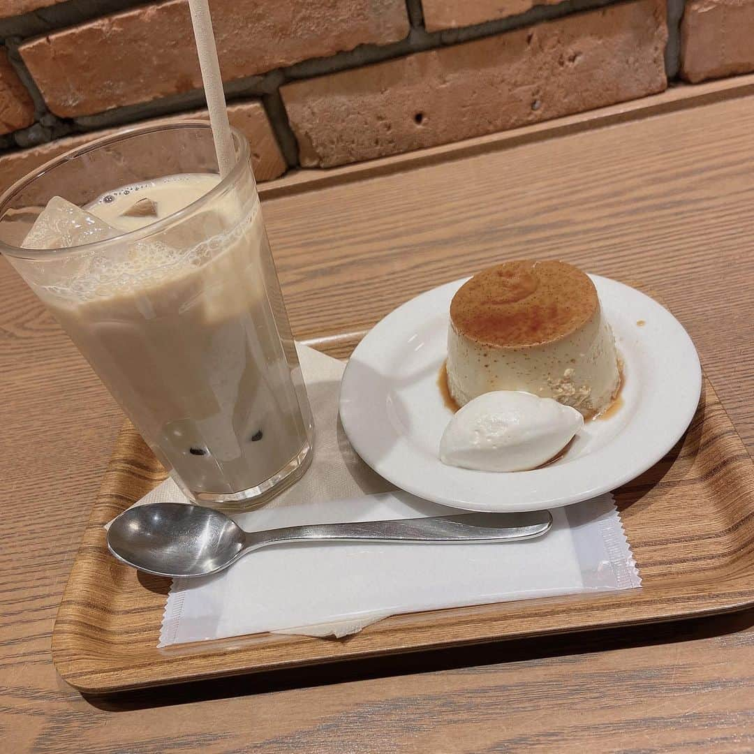 星野蒼良のインスタグラム：「・ 初めて無印良品のカフェに行きました🔰  とても美味しかった🍮☺️  ぼっちでしたが、オシャレな気分になりました  #無印良品 #MUJIカフェ ・ #ばってん少女隊 #星野蒼良」