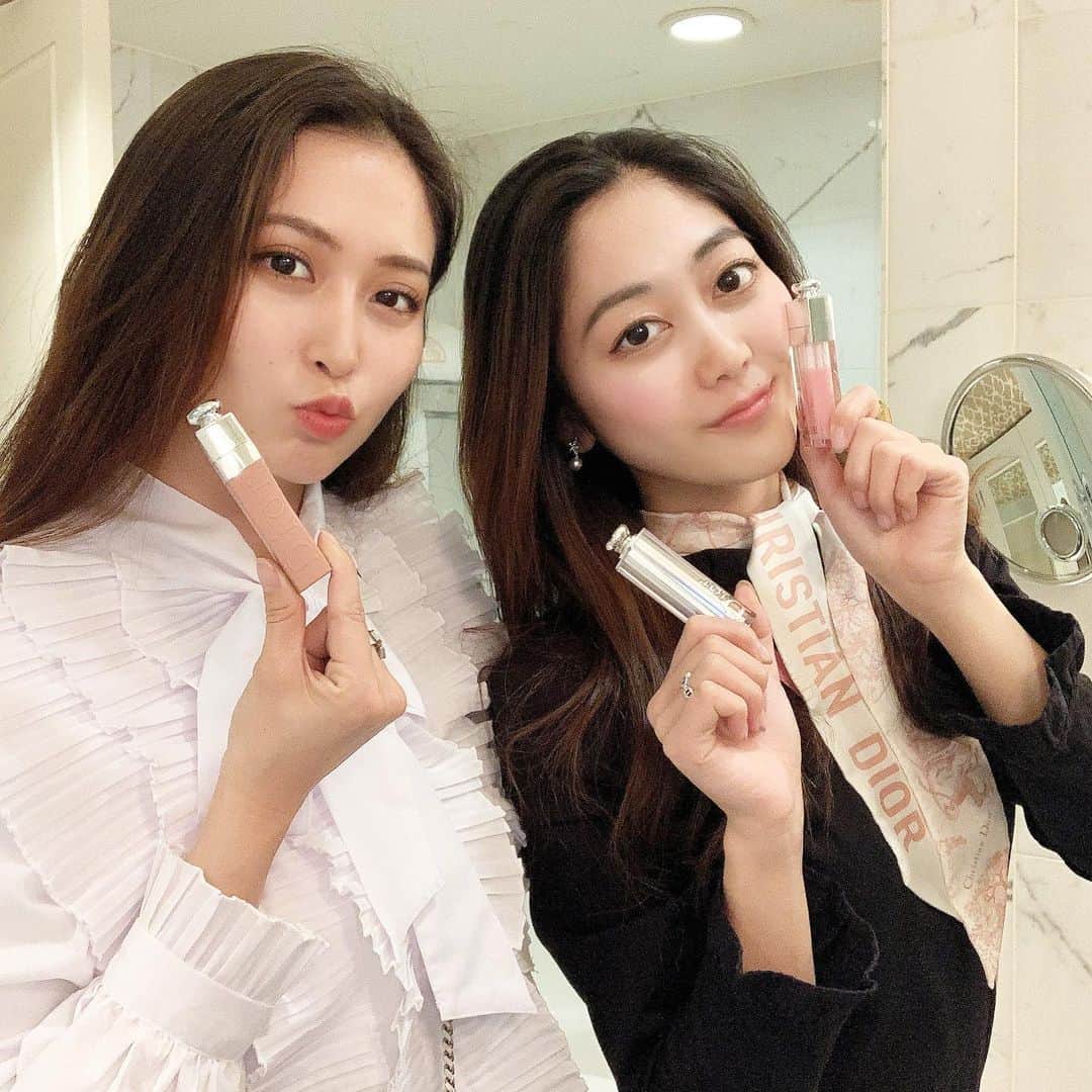 岡本麻佑のインスタグラム：「. も〜すぐ💖楽しみ✨みんな良かったら大好きなまみちゃんと2人のインスタ作ったのでフォローしてね😍🍒喜ぶよ🐨  @mayu_mami_official 🤍🤍🤍  #mayumami」
