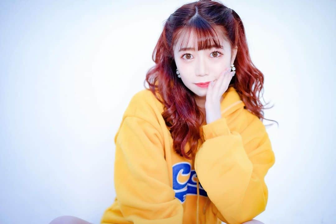 柏元萌華のインスタグラム：「GG⭐️Phototrip も待ってます😋💛 たのしみ！」