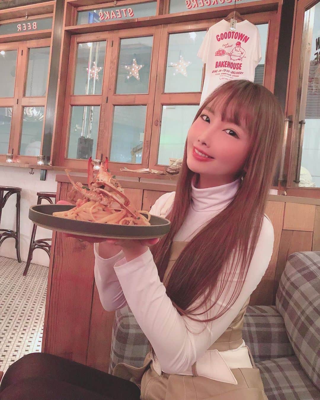 坂地久美のグルメインスタ