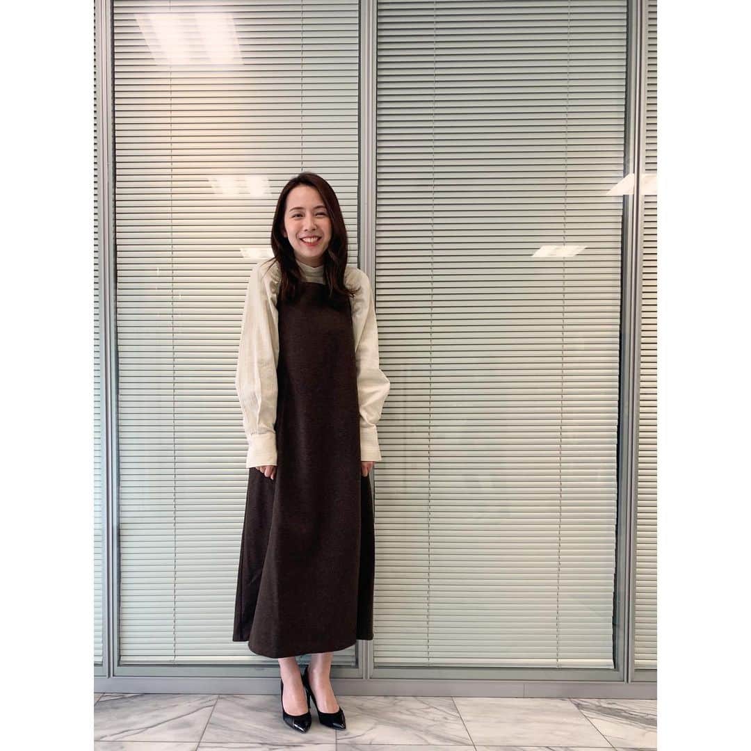 若林翔子のインスタグラム：「. . ブレイク収録年内最後😌 最後の最後に噛みまくったのはここだけの話…🥲  . #ちょっとブレイクタイム　#ミヤギテレビ #衣装　#amerikaya  #KBF」