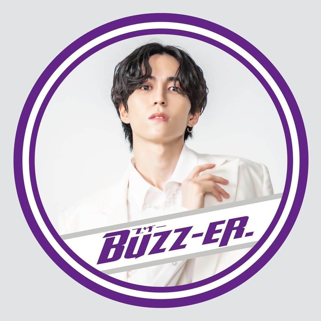 BUZZ-ER.のインスタグラム：「Merry Xmas!2020🌲🎅 #xmas  @buzzer_kohey」