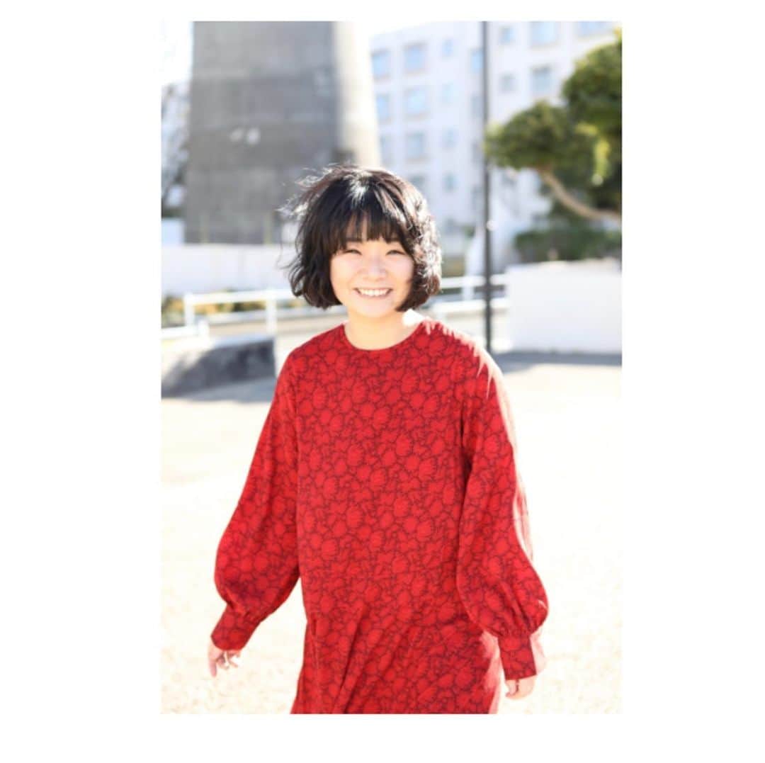 相馬有紀実のインスタグラム：「色々来年への準備。 今年は焦らずとにかく心を大事に。  もう来週は2021年だって。  来年に向けてしっかりゆっくり丁寧に書類とか他にも色々準備することにしたのだ🐈  📷@atchiito 💄@mana27mii  #photo #portrait #写真 #2021 #準備 #年末の過ごし方」