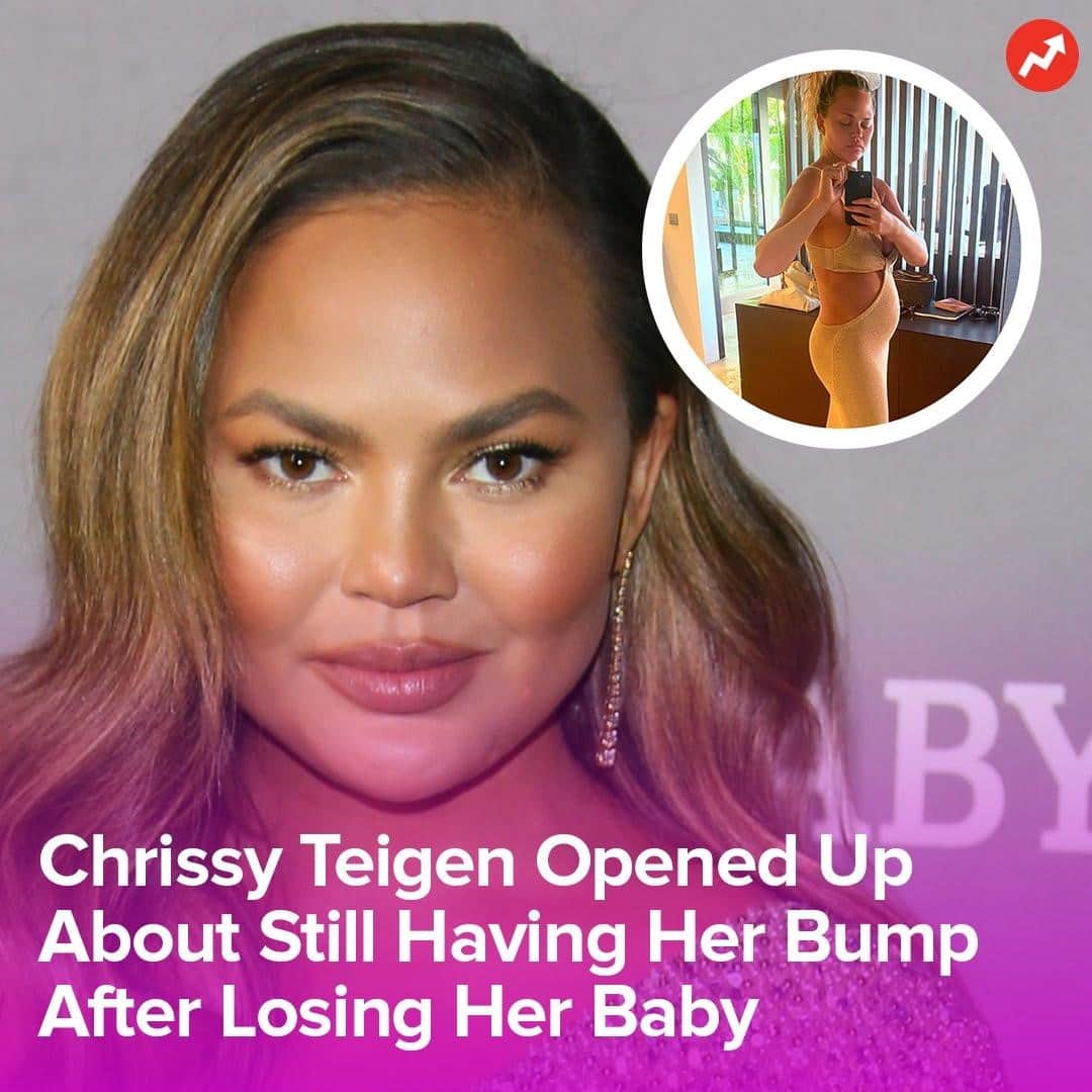 BuzzFeedさんのインスタグラム写真 - (BuzzFeedInstagram)「Chrissy Teigen has opened up about her relationship with her body following the loss of her baby. Read the full story in the link in bio 👆」12月24日 2時00分 - buzzfeed