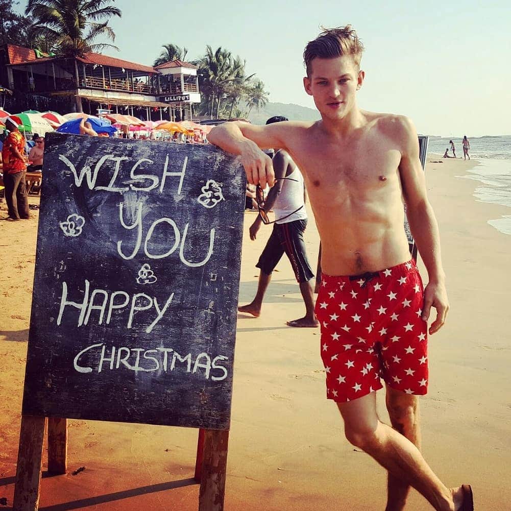 セバスティアン・ソーブのインスタグラム：「I wish...」