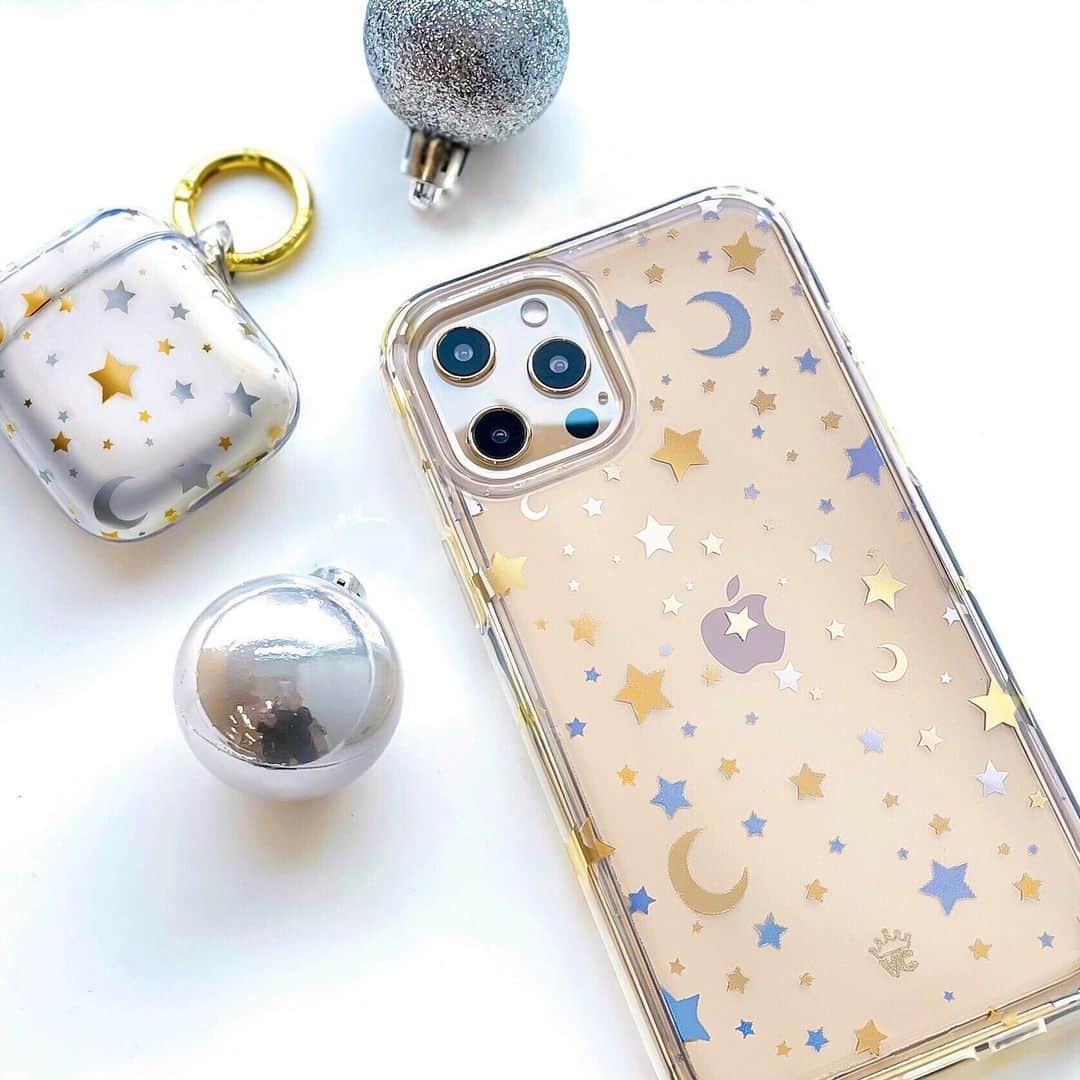 VELVETCAVIARさんのインスタグラム写真 - (VELVETCAVIARInstagram)「Our Starry Night cases are ready for 2021, are you? Get your sequins, it’s almost here! ✨💫#velvetcaviar」12月24日 2時02分 - velvetcaviar