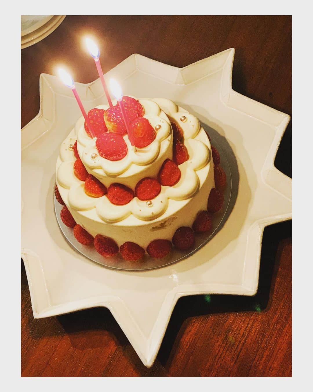 白幡啓さんのインスタグラム写真 - (白幡啓Instagram)「Strawberry on the Shortcake.」12月24日 1時55分 - 1030kei