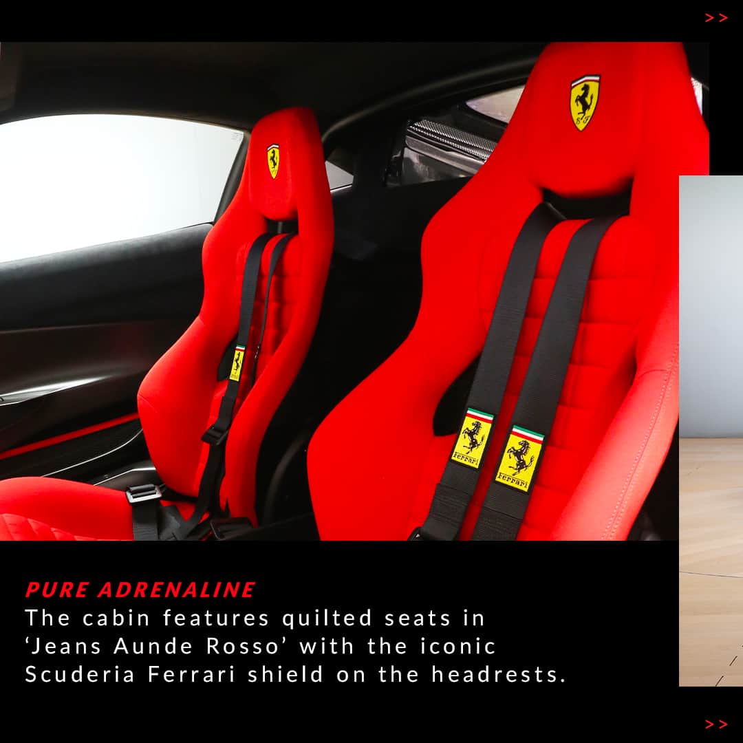 フェラーリさんのインスタグラム写真 - (フェラーリInstagram)「This Tailor Made #Ferrari488Pista evokes the power of the track with a bold, colour-block effect on its exterior, and stunning interior touches for a true taste of adrenaline. #Ferrari #FerrariTailorMade」12月24日 2時01分 - ferrari