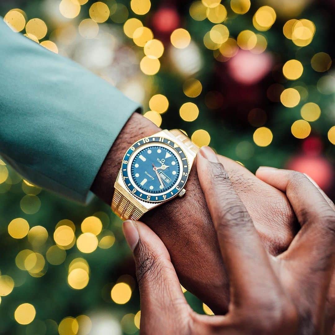 タイメックスさんのインスタグラム写真 - (タイメックスInstagram)「We agree @e.parrish, it’s the most wonderful time of the year!  📷: @e.parrish ⌚: Q Timex Color Series #timex #wedontstop #qtimex #quartz #watch #timexq #reissue #holidays」12月24日 2時04分 - timex
