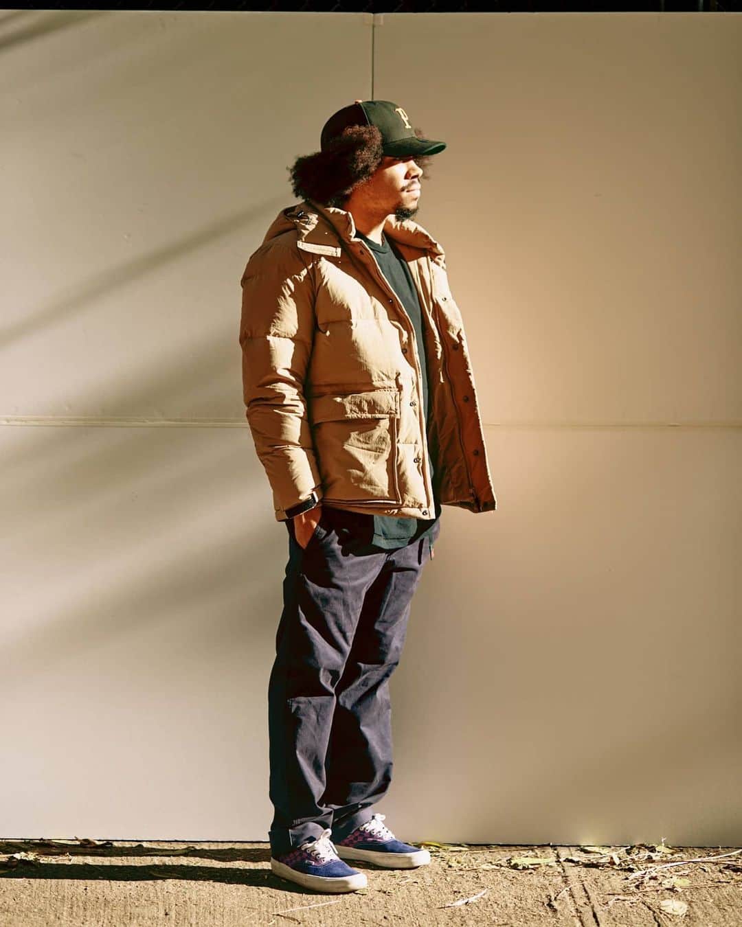 のインスタグラム：「A Gramicci staple.  The NN-Pants should be your go-to pants for this winter, made with our cotton stretch twill and features our iconic gusset.⁠ ⁠ [Outerwear] Down Jacket⁠ [Pants] NN-Pants⁠ .⁠ .⁠ .⁠ #gramicci #photography⁠ #indoorlifestyle #urbanexplorer ⁠#outdoorlifestyle #urbanexploration #urbanoutdoor #outdoorfashion #performance #fashion #stylish #model #gowiththeoriginal⁠ #climbing #nature #fashioninnature #streetwear #streetstyle #winterfashoin #fleecepants #menspants #cozypants⁠ #holiday2020」
