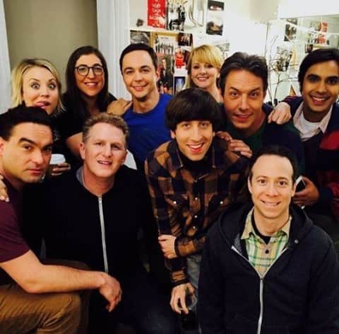 ビッグバン★セオリーのインスタグラム：「Who would you want to see a spin-off show about? . . . @therealjimparsons @kaleycuoco @sanctionedjohnnygalecki @missmayim @themelissarauch #johnnygalecki #mayimbialik #kaleycuoco #melissarauch #simonhelberg #jimparsons #jerryoconnell #kunalnayyar #leonardhofstadter #amyfarrahfowler #pennyhofstadter #bernadettewolowitz #sheldoncooper #thebigbangtheory #bigbangtheory」