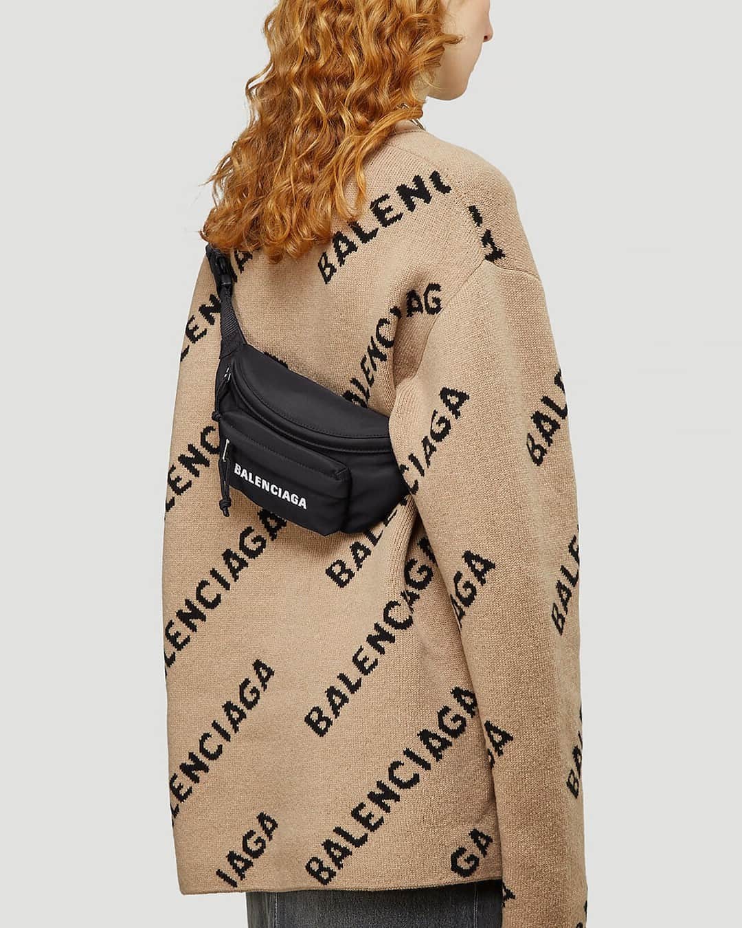 エルエヌシーシーのインスタグラム：「From the moment Demna Gvasalia took control of the house that Cristóbel Balenciaga built, the Georgia-born creative director has gone about renovating @balenciaga from the inside out, inviting a new generation to experience the founder's legacy. Shop our curated selection of Balenciaga ready-to-wear and accessories.」