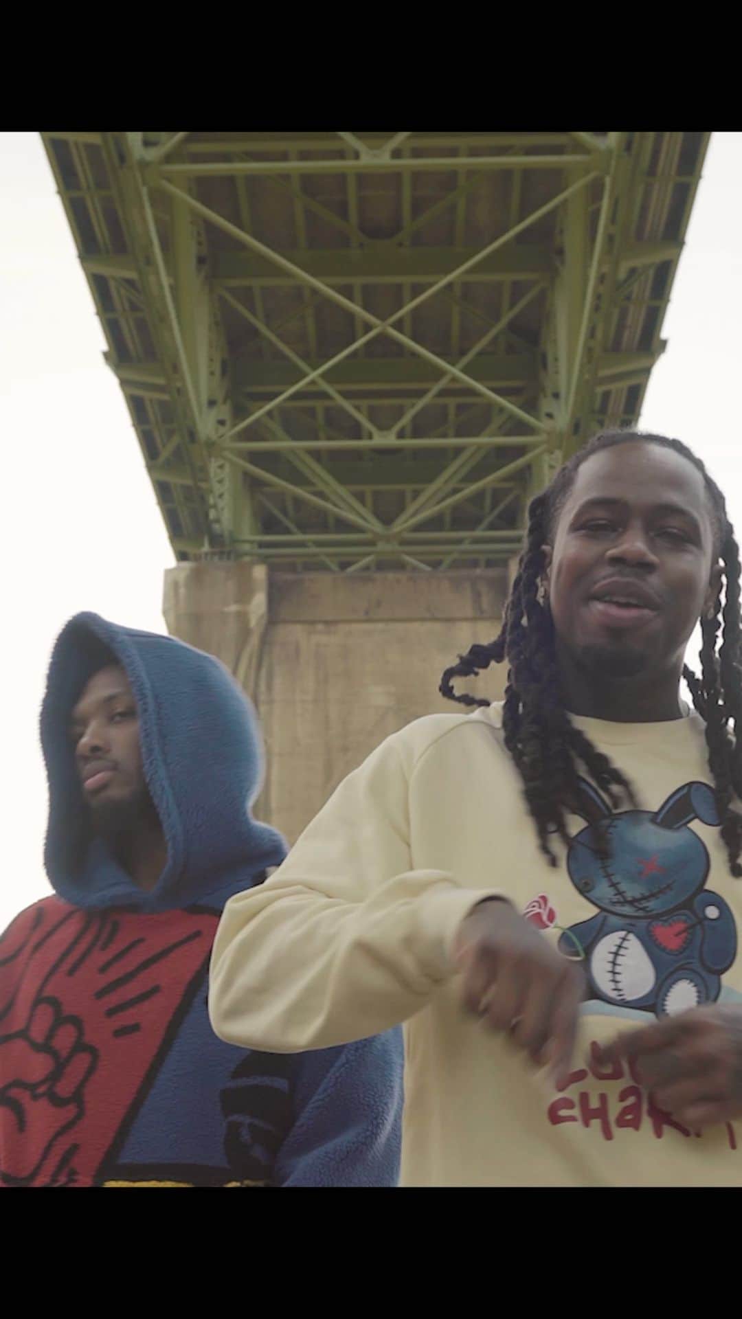 デイミアン・リラードのインスタグラム：「Directed by Brookfield Duece (@BrookfieldDuece) Co-Directed by Riley Brown (@RileyBrownPDX) and Grand Nationxl (@GrandNationxl_) Produced By Grand Nationxl (@GrandNationxl_) Shot & Edited by Riley Brown (@RileyBrownPDX) Song Produced by Rexx Life Raj (@RexxLifeRaj)  #DameDOLLA #RONLaquan」